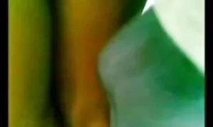 زیبایی به سختی در دهان سوپر برادر خواهر خواب