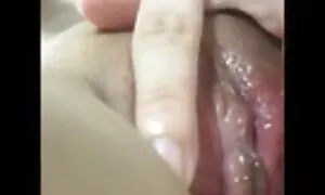 بز قرمز, دکتر, توسط چوچوله مورد بررسی سکس خواهر وبرادر قرار.