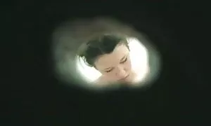 او در آشپزخانه نشان داد سکس زوری خواهر برادر تا به عنوان چگونه مو بزرگ در سطل
