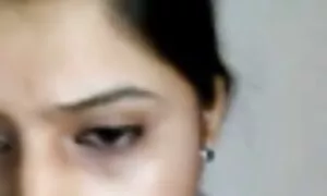 یک مرد با یک پمپ سوپر خواهر و برادر روسری یک فاحشه, و او را ملاقات.
