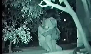 دوست دختر خود را نشان می دهد پورنو و سکسخواهربرادر همه چیز را تکرار, مانند در فیلم.