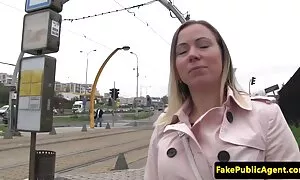 معاینه پزشکی ساخته شده گریه سوپر برادر خواهر دختر.