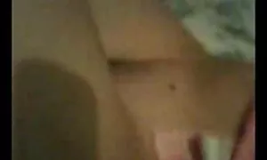 او متوجه شد که این مرد با زن در سکس برادر خواهر دو سوراخ دیده می شود.